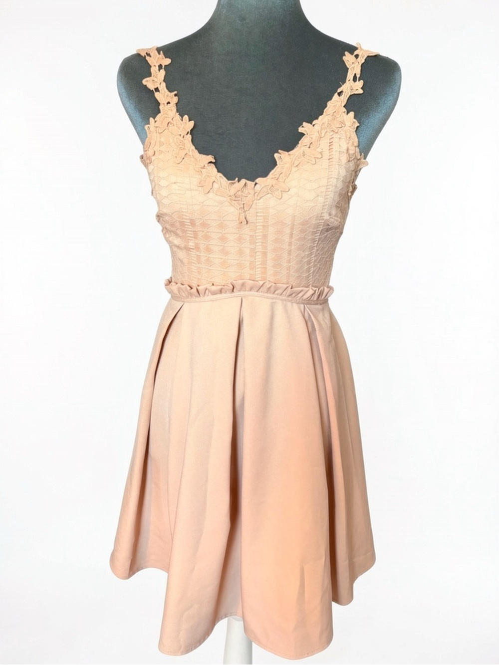 Privy Privately Privileged Pink Lace Trim Ruffle Fit & Flare Mini Dress Sz Small